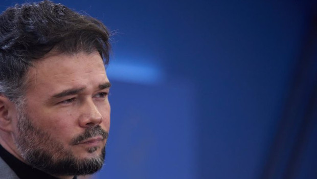 ep el portavoz de erc en el congreso gabriel rufian interviene durante una rueda de prensa