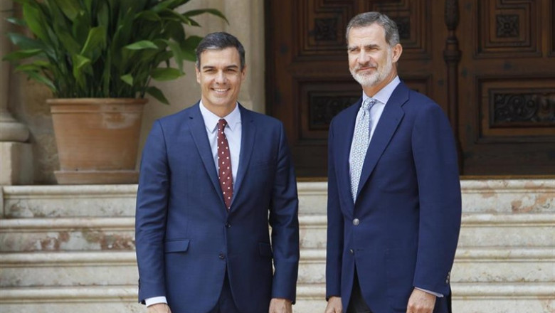 ep el rey felipe vi recibe al presidente del gobierno en funciones pedro sanchez en el palacio de