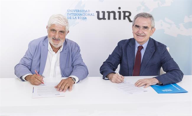 Firma del acuerdo entre la UNIR y la AEV | ASOCIACIÓN ESPAÑOLA DE VACUNOLOGÍA ep firmaacuerdola unirla aev