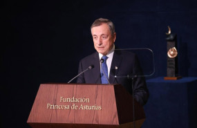 ep mario draghi premio princesa de asturias de cooperacion internacional 2025 durante la ceremonia