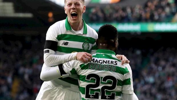 ep odsonne edouard y callum mcgregor celebran un gol del celtic ante el glagow rangers