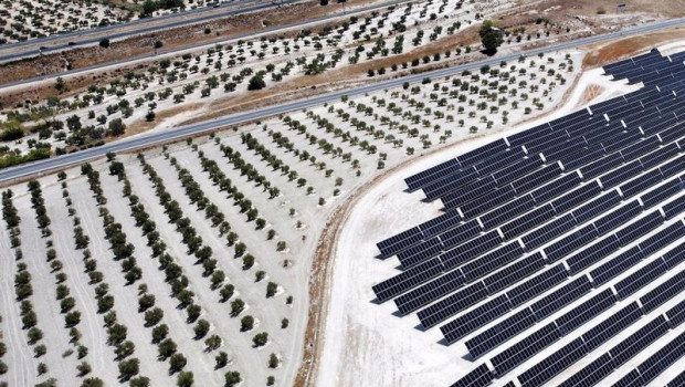 ep planta fotovoltaica de aquila en jaen