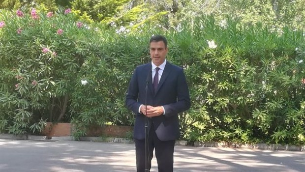 ep presidentegobierno pedro sanchez atiendelos mediosmarivent