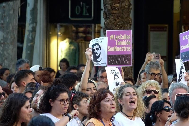 ep protesta de mujeres contra la sentencia de la manada ep protesta de mujeres contra la sentencia de la manada