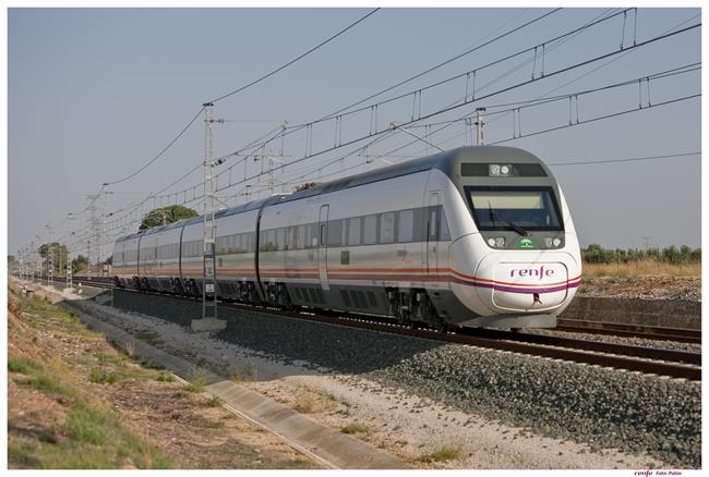 Tren entre Madrid y Huelva. | EUROPA PRESS/RENFE ep trenmadridhuelva