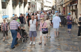 ep turistas por las calles de cartagena murcia