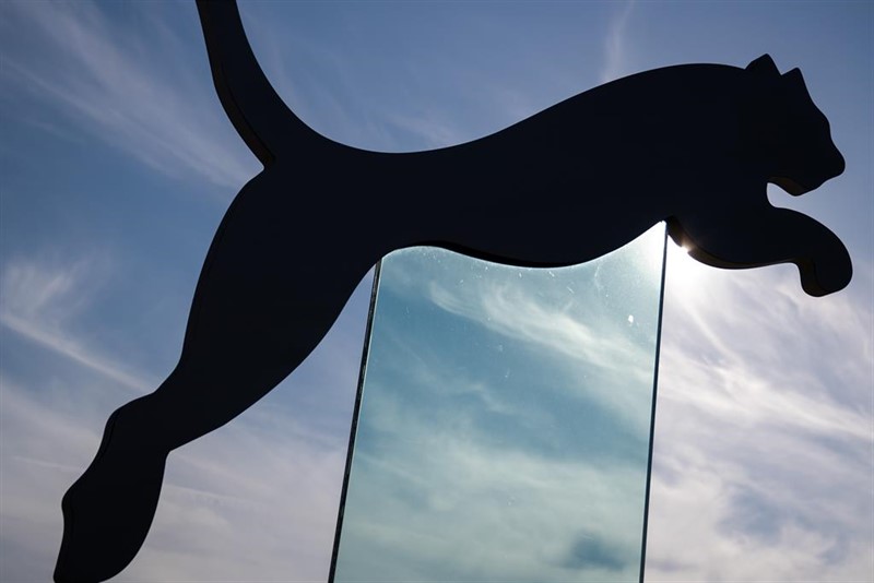 Puma vuela en bolsa ante el interés de la china Anta Sports y otros competidores