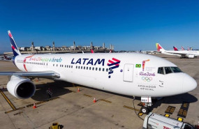 ep archivo   avion de latam airlines 20241001174503