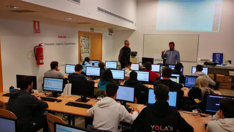 Archivo - Clase de FP DUAL en IES Campanillas | FSE - Archivo ep archivo clase de fp dual en ies campanillas