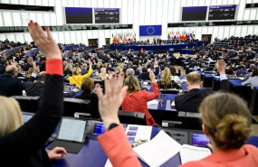 ep archivo   votacion en el pleno de estrasburgo