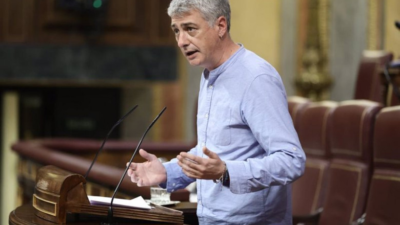 ep el diputado de eh bildu oskar matute interviene en una sesion plenaria en el congreso ep el diputado de eh bildu oskar matute interviene en una sesion plenaria en el congreso