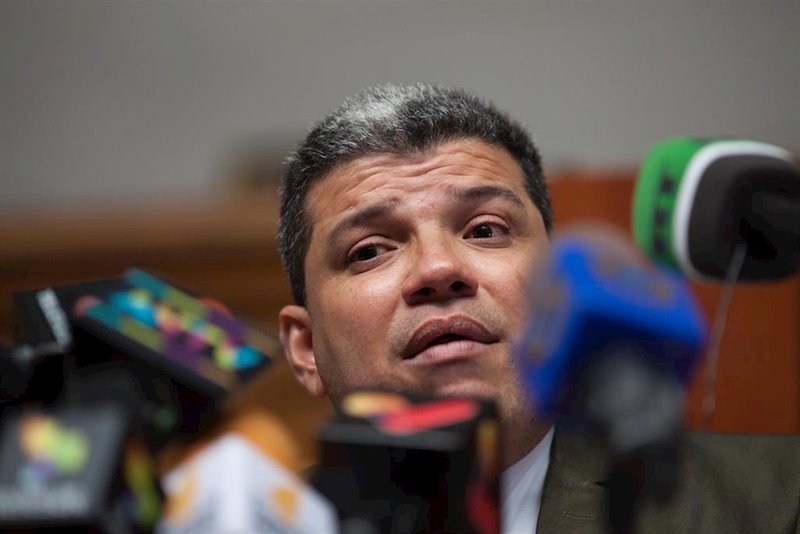 ep el diputado luis parra