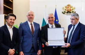 ep futbol  stoichkov nuevo embajador de turismo deportivo de onu turismo