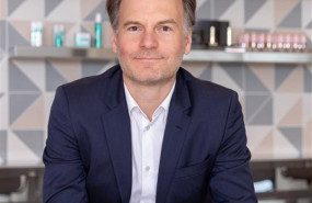 ep guillaume sonolet director general de la division de productos de gran consumo de loreal groupe ep guillaume sonolet director general de la division de productos de gran consumo de loreal groupe