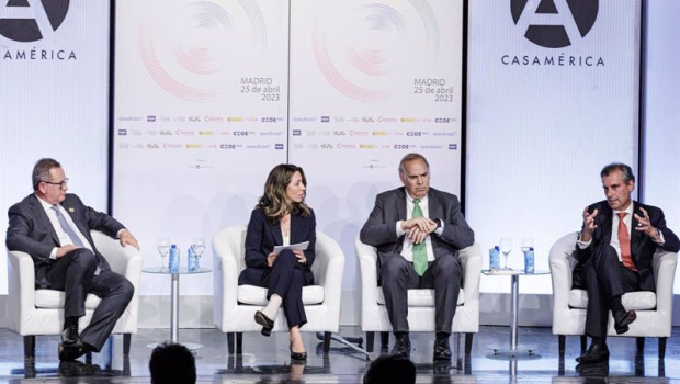 ep i d el director de asuntos corporativos y sostenibilidad de telefonica eduardo navarro la