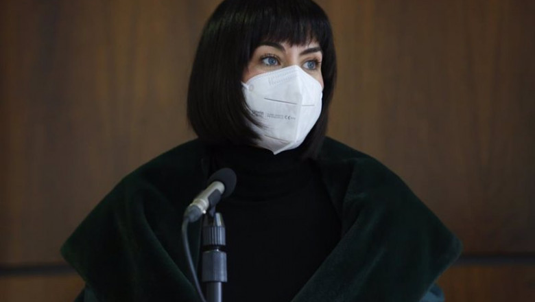ep la ministra de ciencia e innovacion diana morant atiende a los mededios despues de asistir a la ep la ministra de ciencia e innovacion diana morant atiende a los mededios despues de asistir a la