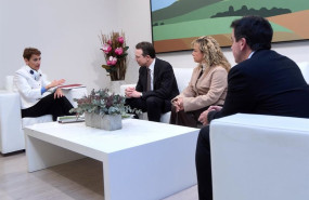 ep la presidenta de navarra maria chivite y el consejero de industria y de transicion ecologica y