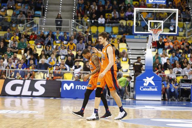 Los jugadores de baloncesto Erick Green y Tibor Pleiss, del Valencia Basket | ACB PHOTO - Archivo ep los jugadoresbaloncesto erick greentibor pleiss del valencia basket