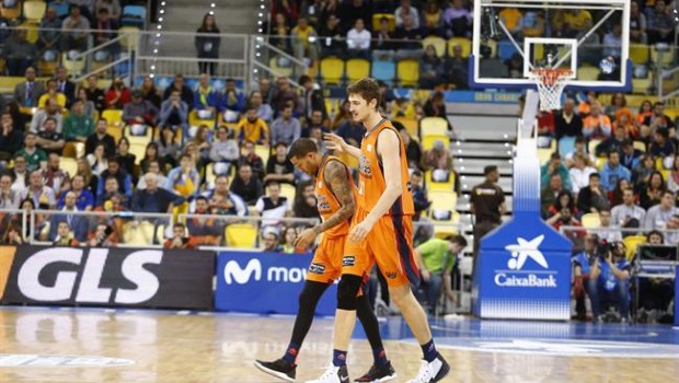 ep los jugadoresbaloncesto erick greentibor pleiss del valencia basket