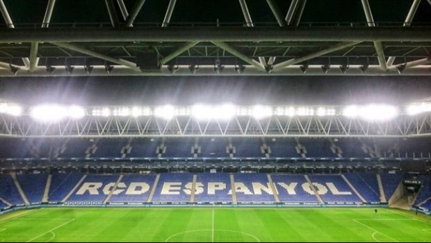 ep rcde stadium connueva iluminacion