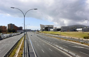 ep vista de la a-7 en malaga sin trafico de vehiculos por el estado de alarma decretada por el