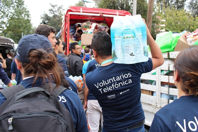 Imagen de los voluntarios en México | Telefónica voluntarios telefonica