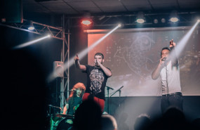 12 carpas sala babel 