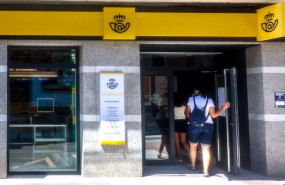 ep archivo   fachada de una oficina de correos a 6 de agosto de 2024 en madrid