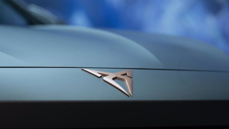 Archivo - Logo de la marca Cupra durante una visita guiada a la fábrica de Seat en Martorell, a 27 de junio de 2024, en Martorell, Barcelona, Catalunya (España). | David Zorrakino - Europa Press - Archivo ep archivo logo de la marca cupra durante una visita guiada a la fabrica de seat en martorell a 27