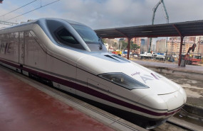 ep archivo   tren ave en una imagen de archivo