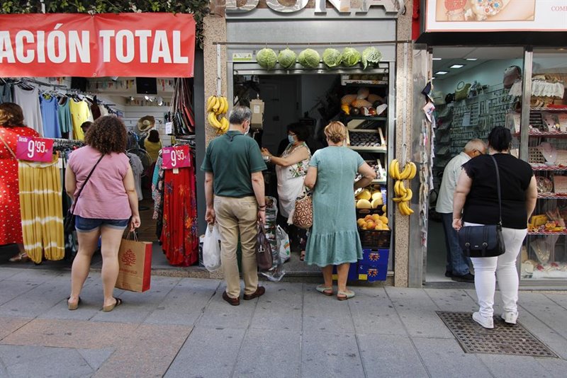 El comercio avisa: la falta de consumo y turismo hará que cierren el 30% de tiendas