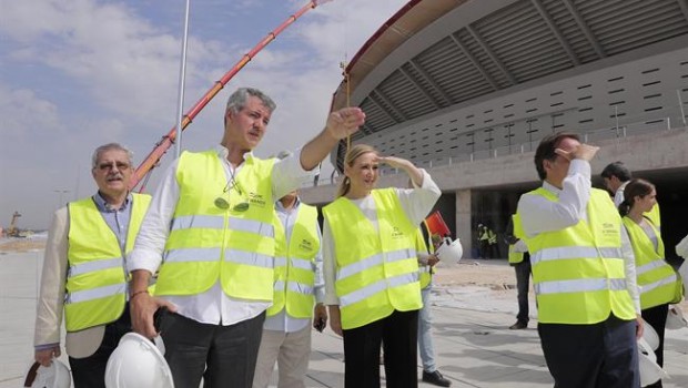 ep cifuentes visitaestadio wanda metropolitano foto d sinova