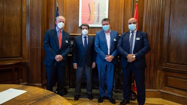 ep de izquierda a derecha guillermo magaz director gerente de aeca itv d juan jose matari presidente
