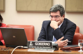 ep el gobierno desplazara las deducciones de los planes individuales de pensiones hacia los planes