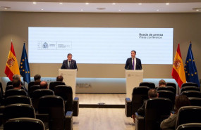 ep el ministro de agricultura pesca y alimentacion luis planas i y el comisario europeo de