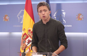 ep el portavoz de mas pais-equo en el congreso inigo errejon interviene en la rueda de prensa en el ep el portavoz de mas pais-equo en el congreso inigo errejon interviene en la rueda de prensa en el