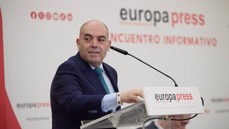 ep el vicepresidente de la ceoe y presidente de ata lorenzo amor interviene durante un encuentro ep el vicepresidente de la ceoe y presidente de ata lorenzo amor interviene durante un encuentro