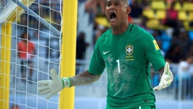 ep guardameta mao celebravictoriabrasilmundialfutbol playa