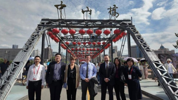 ep la delegacion del gobierno de navarra durante su visita a china