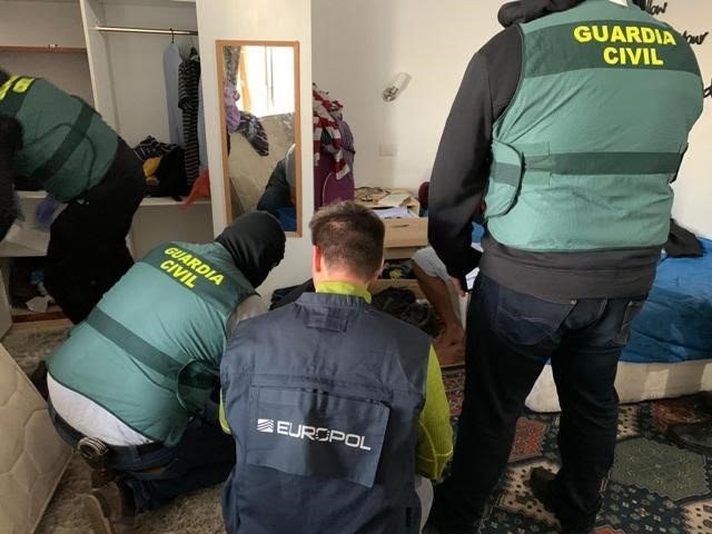 ep la guardia civil detiene a un yihadista natural de mauritania en tenerife