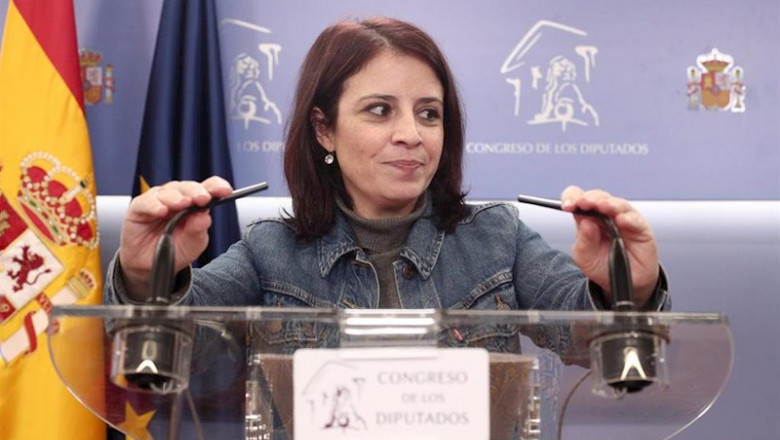 ep la portavoz del psoe en el congreso adriana lastra en rueda de prensa tras las reuniones del