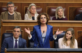 ep la vicepresidenta primera y ministra de hacienda maria jesus montero interviene durante una 20260318114004