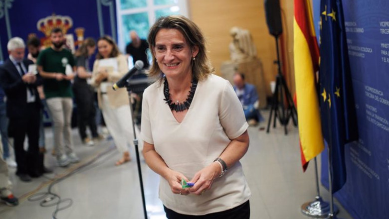 La vicepresidenta tercera del Gobierno y ministra para la Transición Ecológica y el Reto Demográfico, Teresa Ribera, ofrece declaraciones a los medios de comunicación en el Ministerio para la Transición Ecológica y el Reto Demográfico, a 8 de junio de 202 | Alejandro Martínez Vélez - Europa Press ep la vicepresidenta tercera del gobierno y ministra para la transicion ecologica y el reto 20220616113003