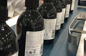 ep produccion de geles hidroalcoholicos en la fabrica de vacarisses barcelona catalunya espana