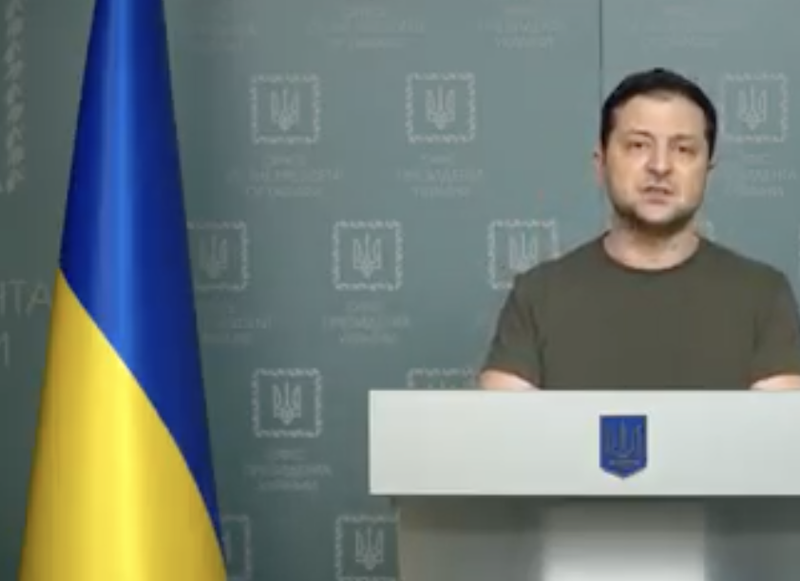 Zelenski anima a los ucranianos a ir a la ofensiva contra Rusia