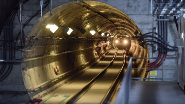 ep archivo   fcc pone en servicio la linea 5 del metro de bucarest primera gran infraestructura de