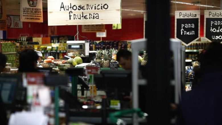 Archivo - Frutería en un supermercado | EUROPA PRESS - Archivo ep archivo - fruteria en un supermercado