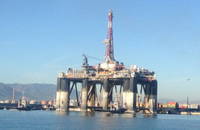 ep archivo   la plataforma petrolifera sedco 702 que llego al puerto de malaga el pasado mes de