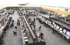 ep centro de control del aeropuerto de glasgow prestwick que emplea el sistema itec de indra