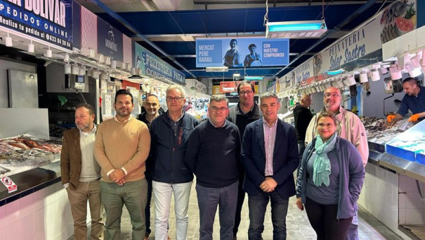 ep el conseller de agricultura pesca y medio natural del govern joan simonet y el consejero de